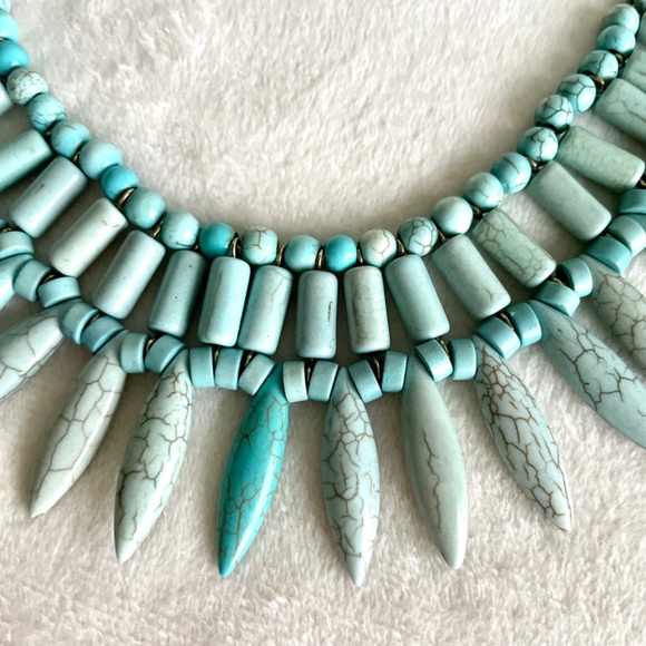 Beaded Turquoise Necklace/w Rhinestones - Picture 4 of 17